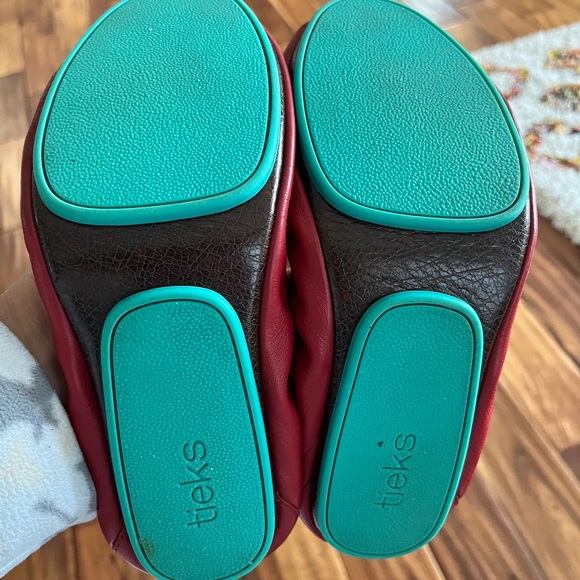 Tieks Cardinal Red - Picture 4 of 6